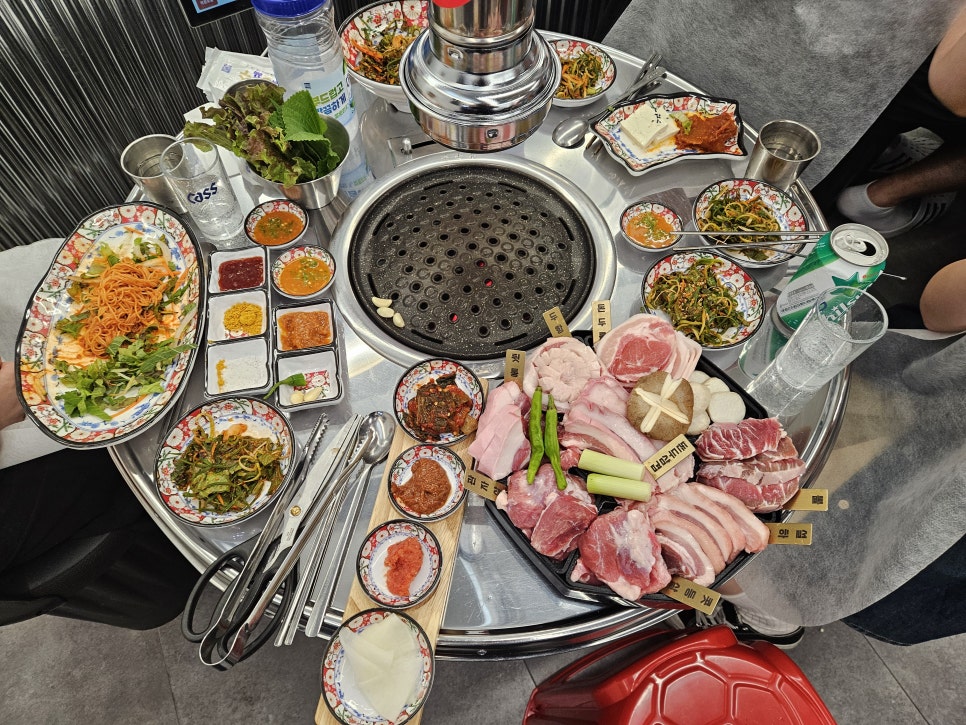 뒷돈상회 이미지
