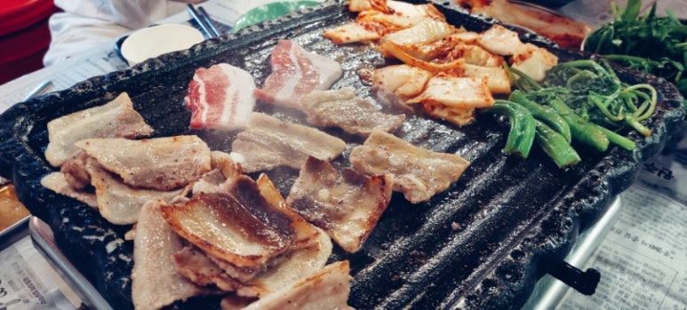 팔호냉삼집본점 이미지
