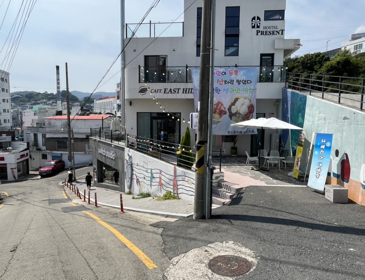 카페이스트힐 이미지