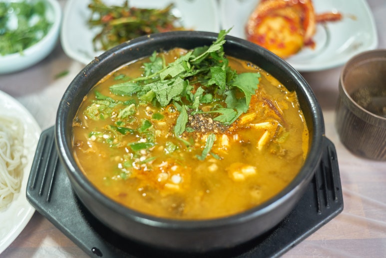 백조횟집 이미지