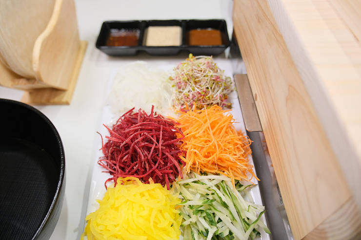 창원늘푸른샤브&편백찜&월남쌈&소고기무한리필마산 이미지