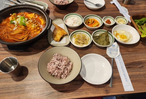 나봄식당 이미지