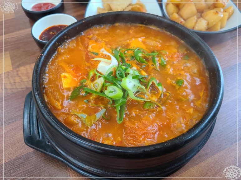 통삼국김치찌개직산점 이미지