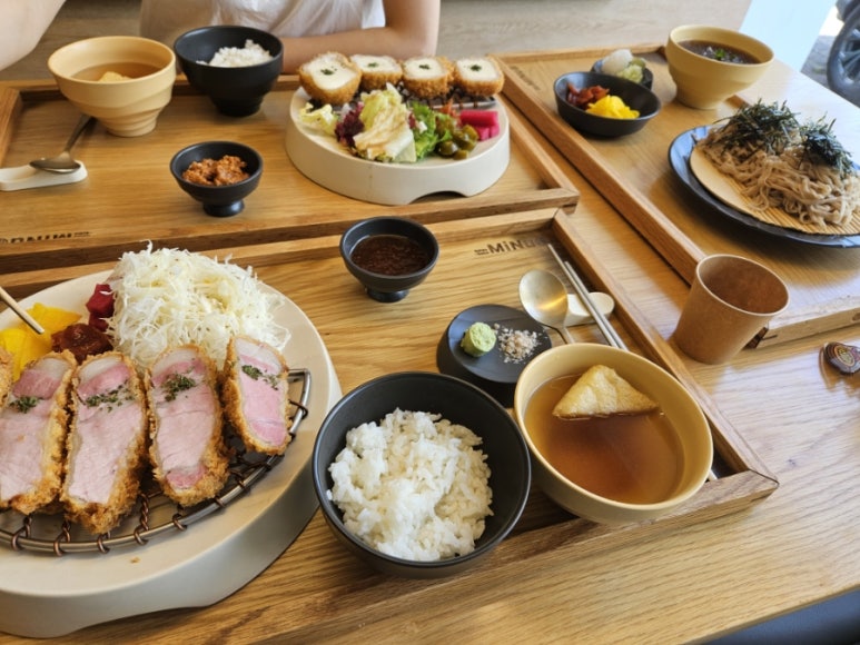 카츠소바미누 이미지