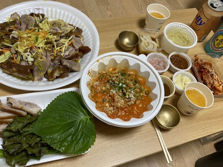 7번가왕족발 이미지