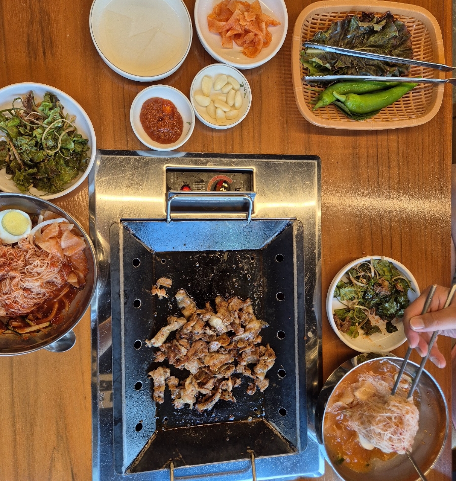 반달연탄석쇠불고기 이미지