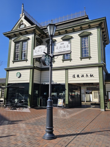 아침엔 bakery 이미지