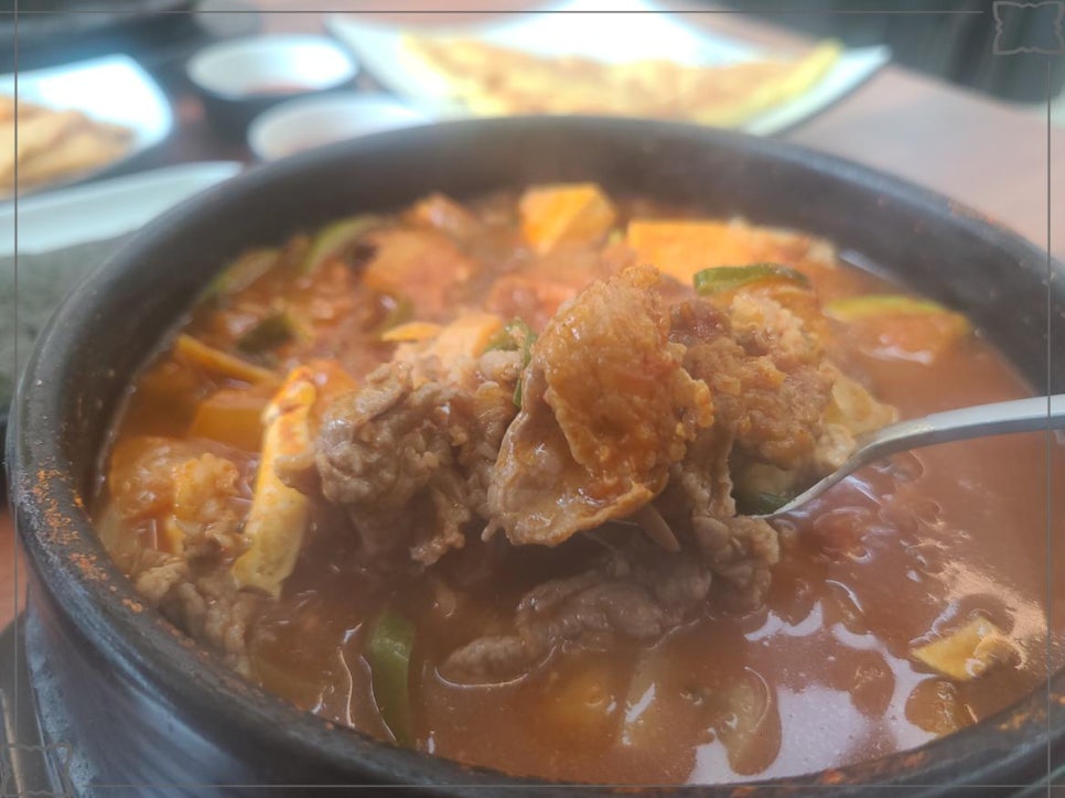 고기듬뿍 김치찌개&김치찜 이미지