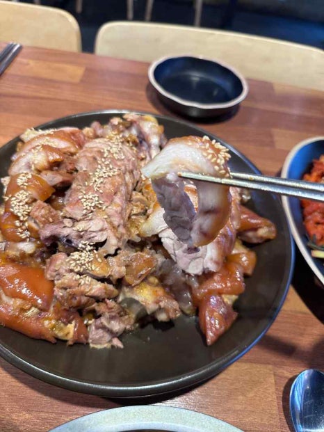 오늘삶은족발보쌈 이미지