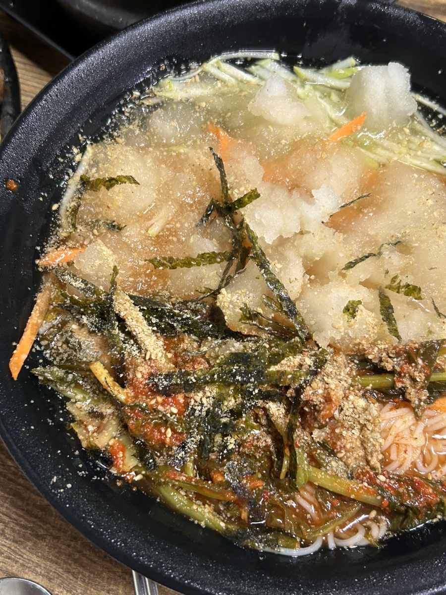 건방진오돌뼈 이미지