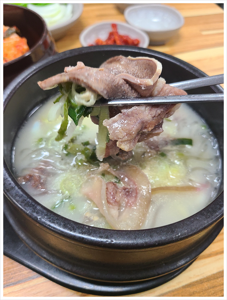 가마솥곰탕 이미지