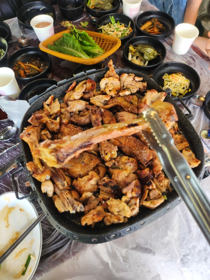 참숯불에꾸운닭앤꿈장어 이미지
