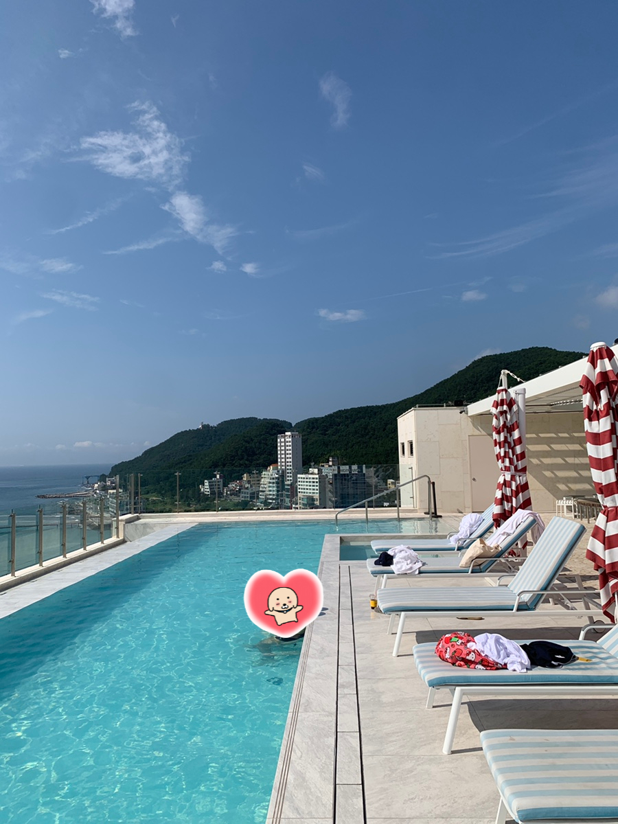 더 쿨리스트 호텔 이미지