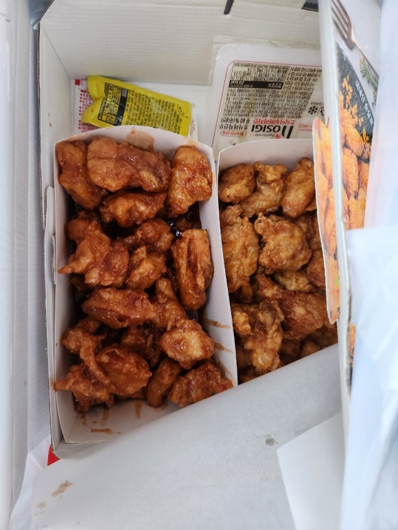 호식이두마리치킨여좌점 이미지