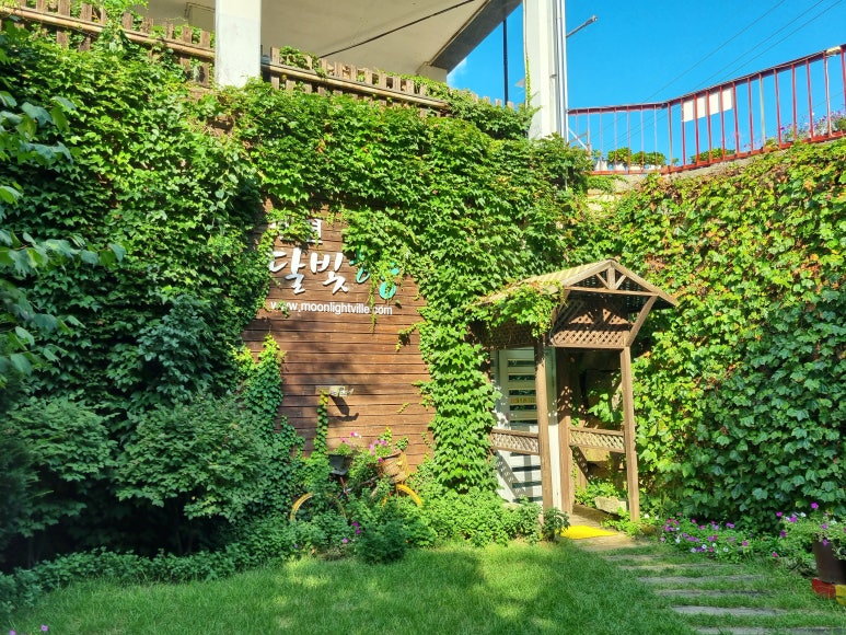 달빛향펜션 이미지
