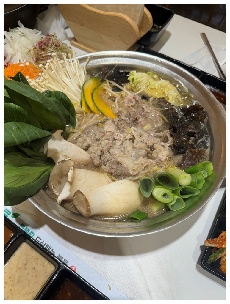 창원늘푸른샤브&편백찜&월남쌈&소고기무한리필마산 이미지