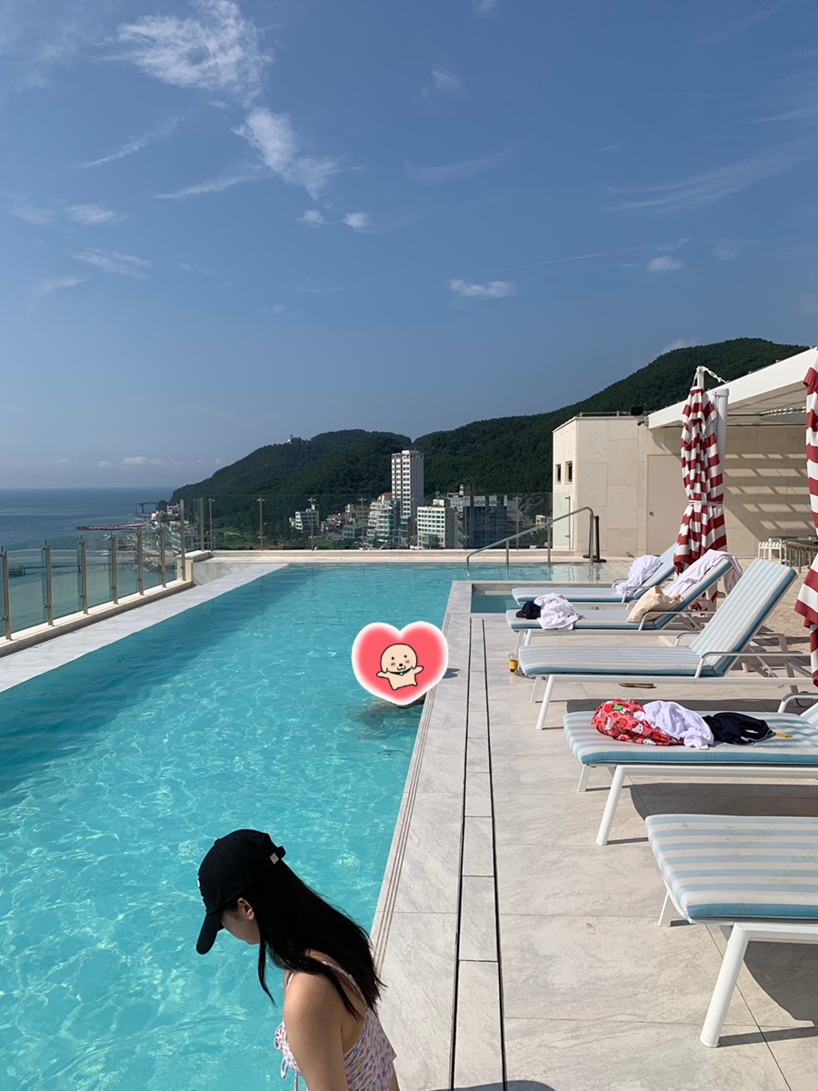 더 쿨리스트 호텔 이미지
