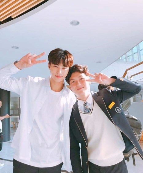 우석 이미지