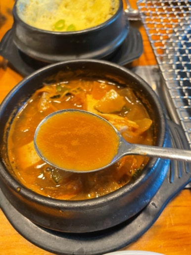 굴다리숯불돼지갈비 이미지