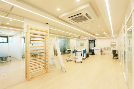 강남챔피언정형외과의원 이미지