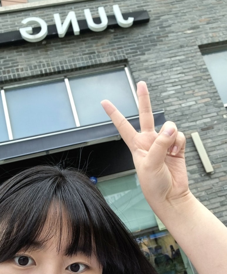 미장원;정윤 이미지