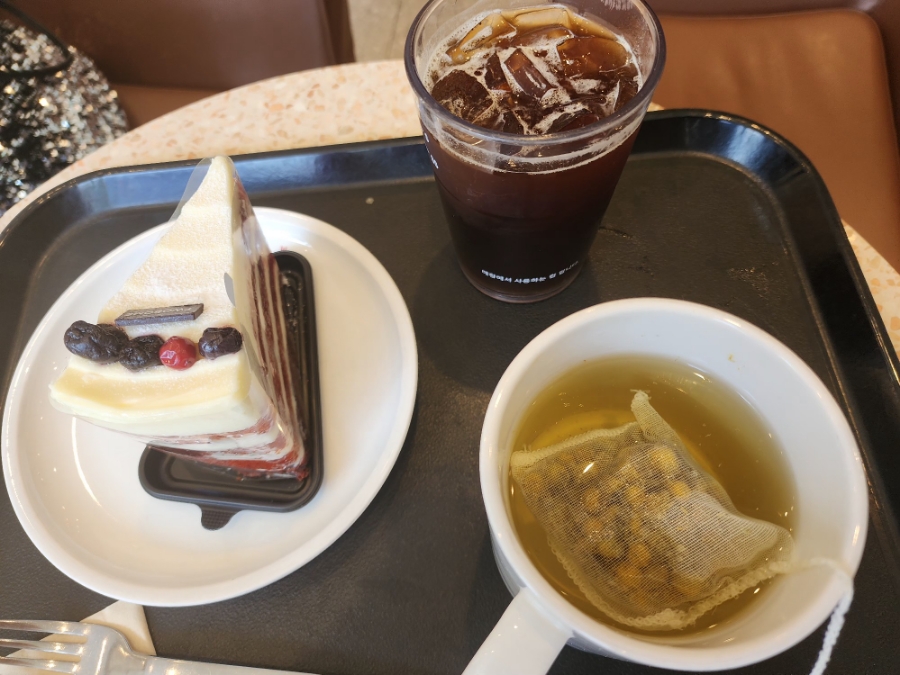 투썸플레이스 망우점 이미지