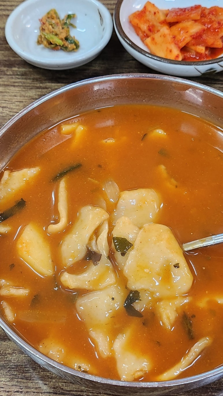 매운수제비 이미지