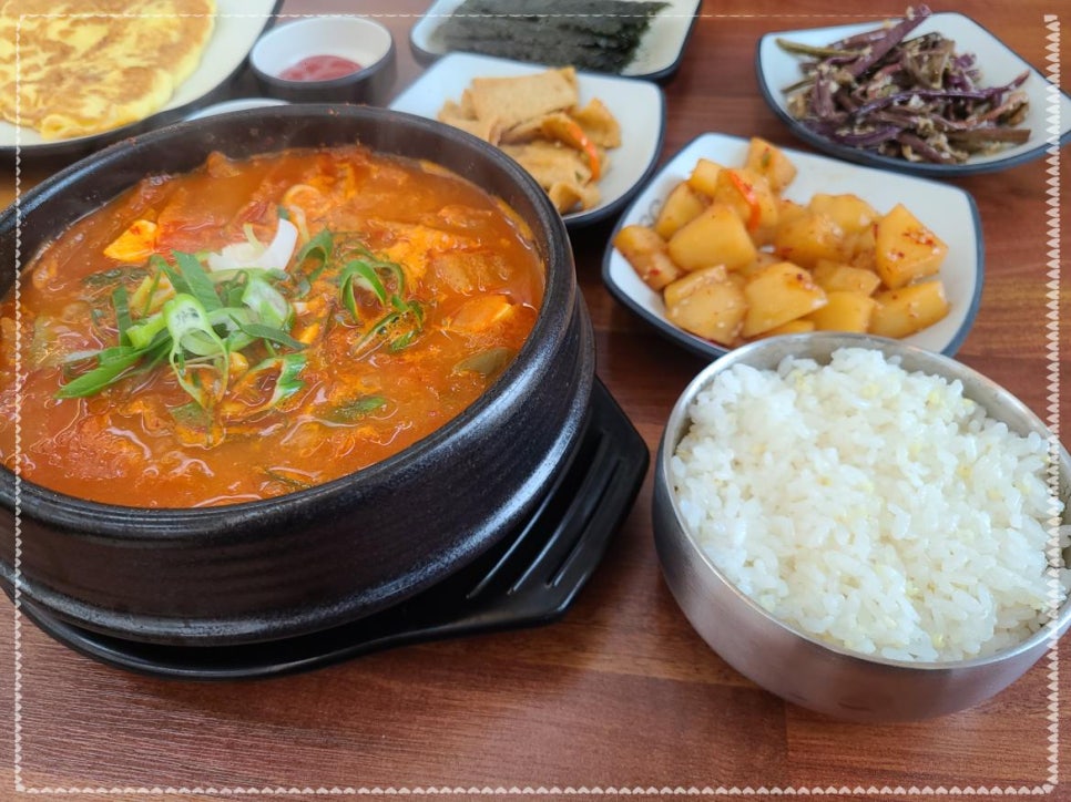 통삼국김치찌개직산점 이미지
