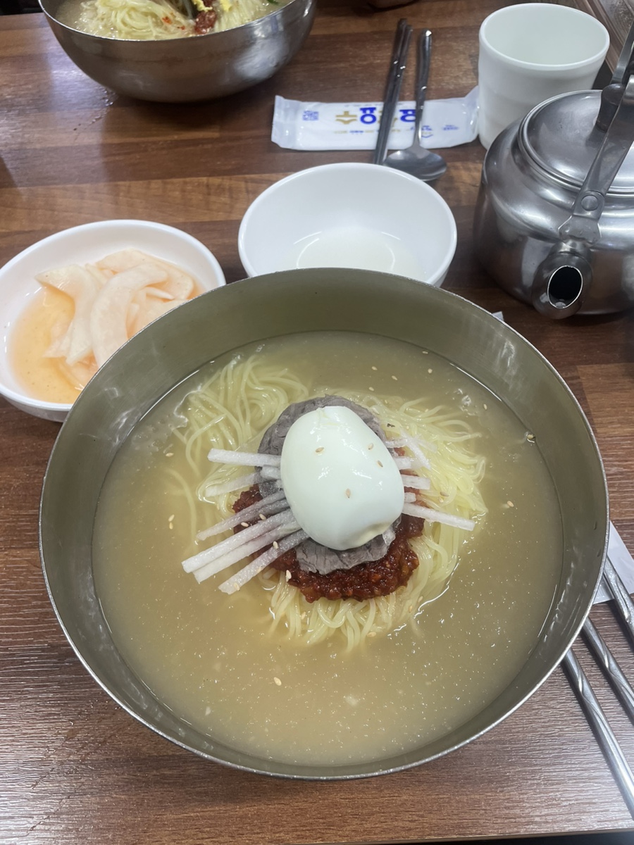 밀면전문 이미지