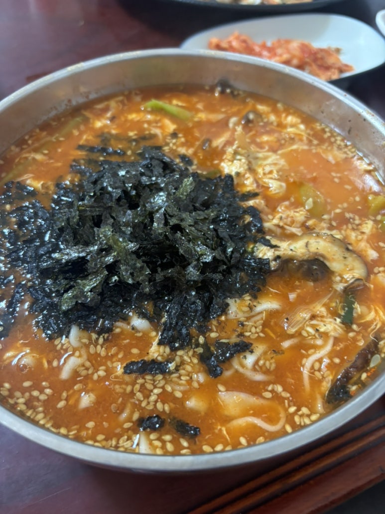 (훈솥삼)솥뚜껑삼겹살 이미지