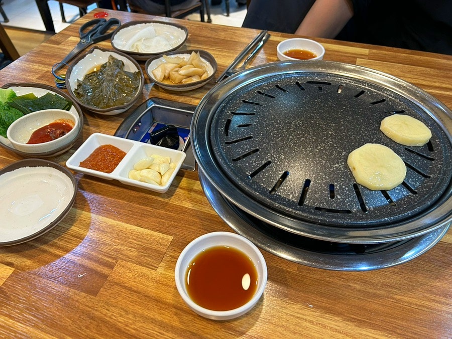 건널목연탄갈비 이미지