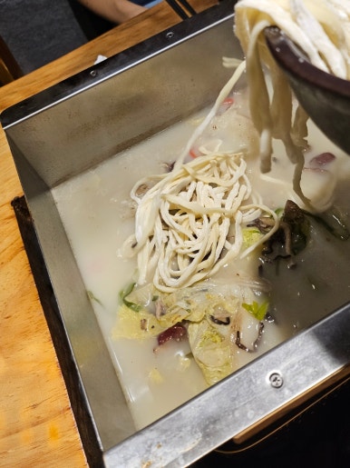 고력당흑염소숯불구이 이미지