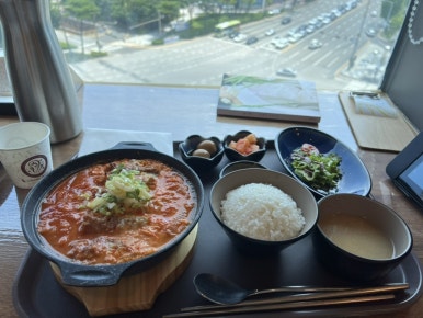 동*김* 이미지