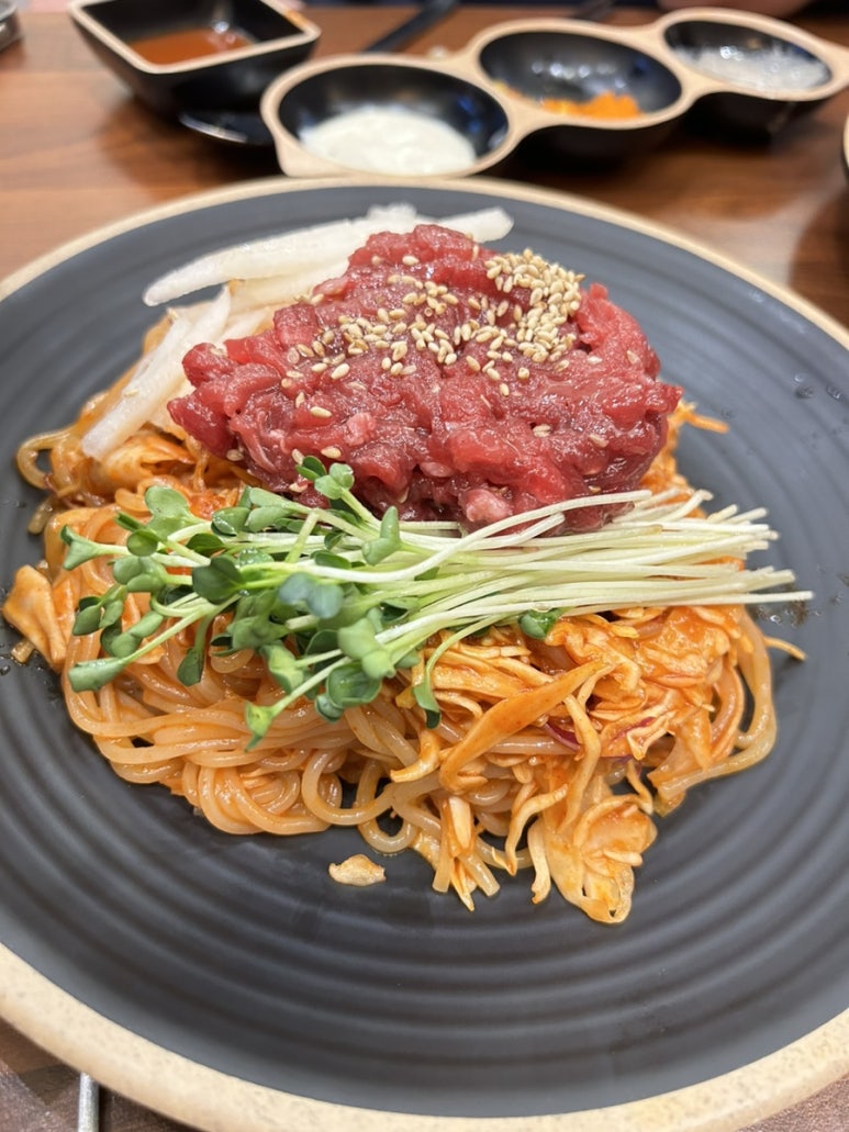 육회바른연어김포 이미지