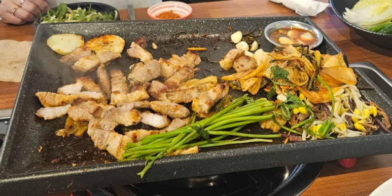 대호흑돼지 이미지