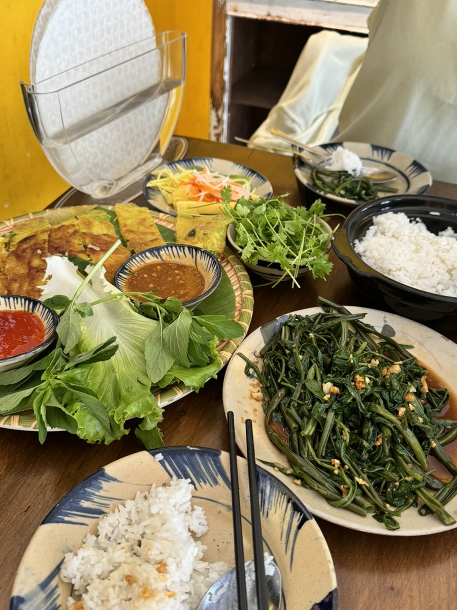 뚱땡이숯불두마리치킨 이미지