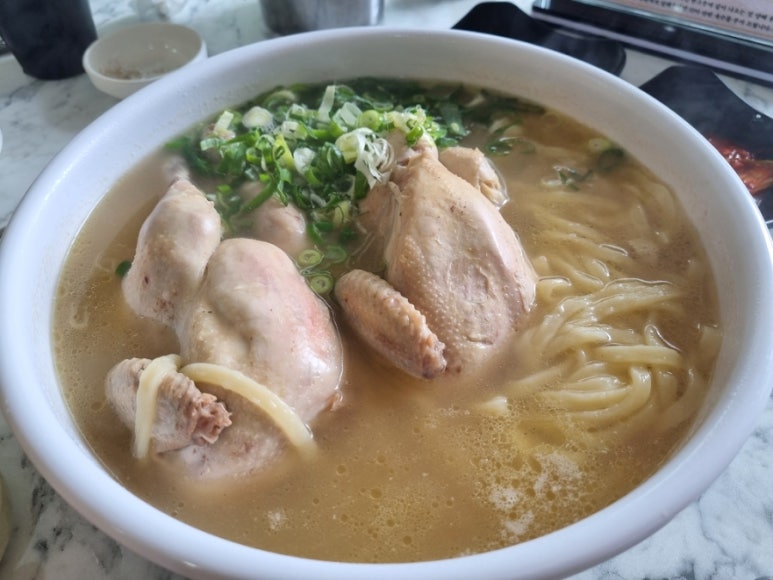 육해공생칼국수 이미지