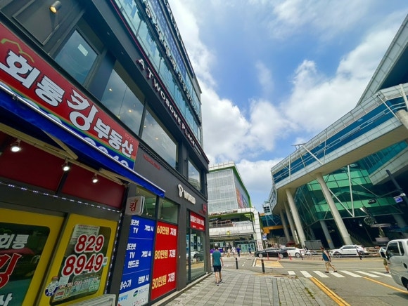투섬플레이스 회룡역점 이미지