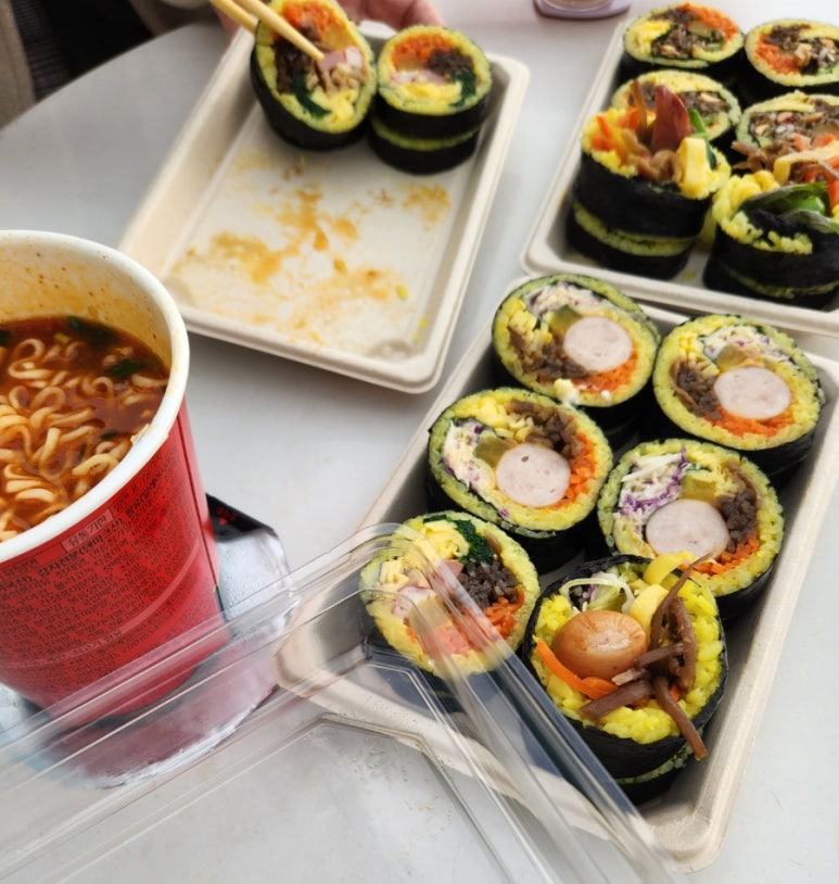 LGO 김밥 이미지