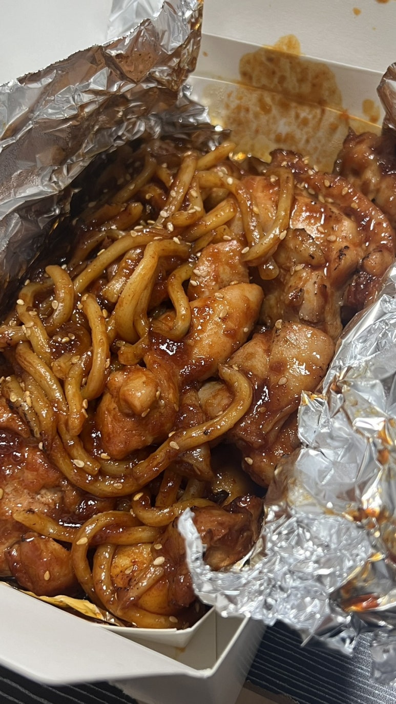 냠냠숯불두마리치킨 봉천점 이미지