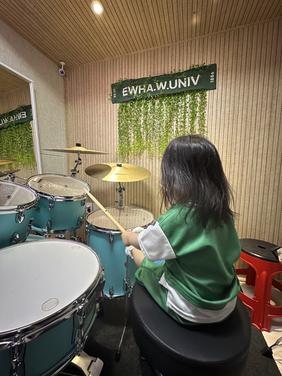 드럼연습실 이미지