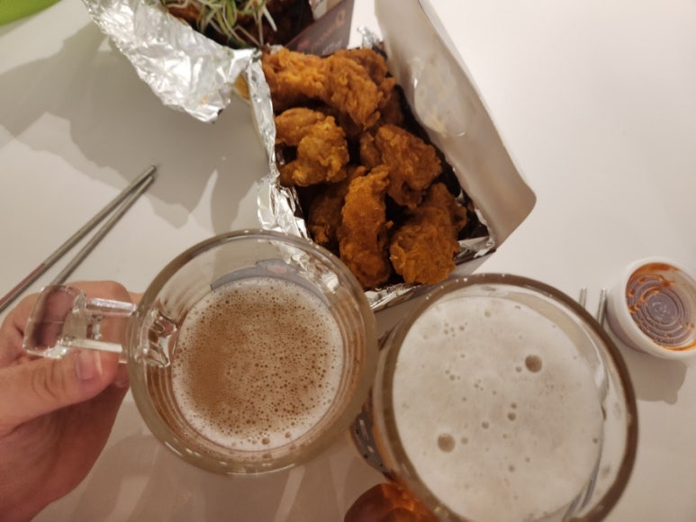 동큐치킨 이미지