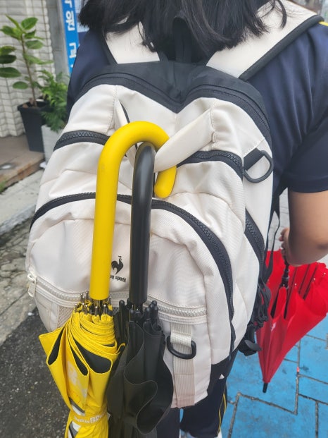 학교급식 개미 이미지