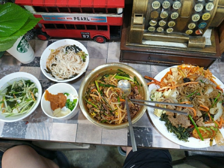 공룡한식뷔페 이미지