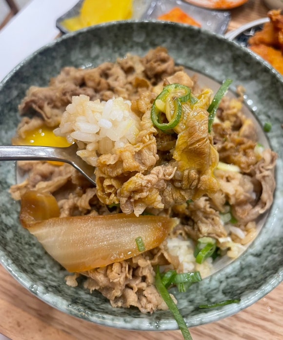 동경규동강동역점 이미지