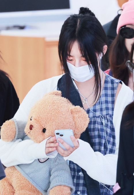 민지로운 이미지