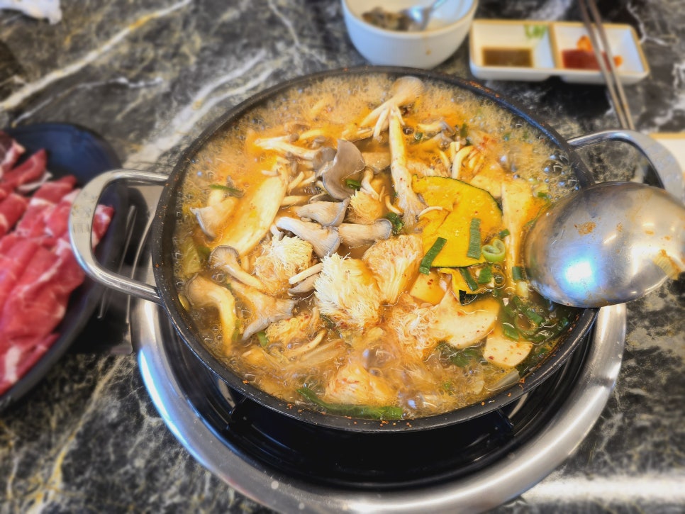 칠곡해물손칼국수 공도점 이미지