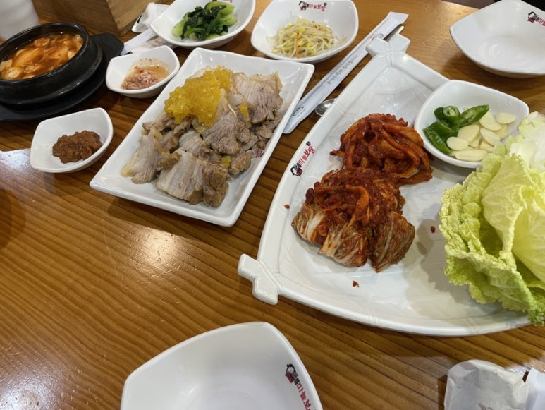 돈통마늘보쌈안양 이미지