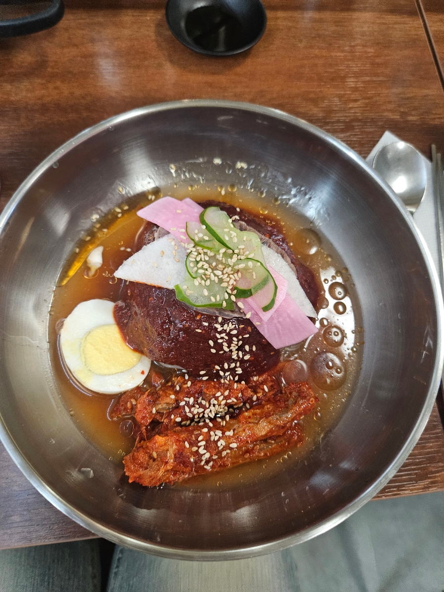 큰손 함흥냉면 이미지
