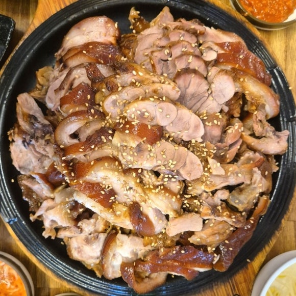 장충동영양족발 이미지